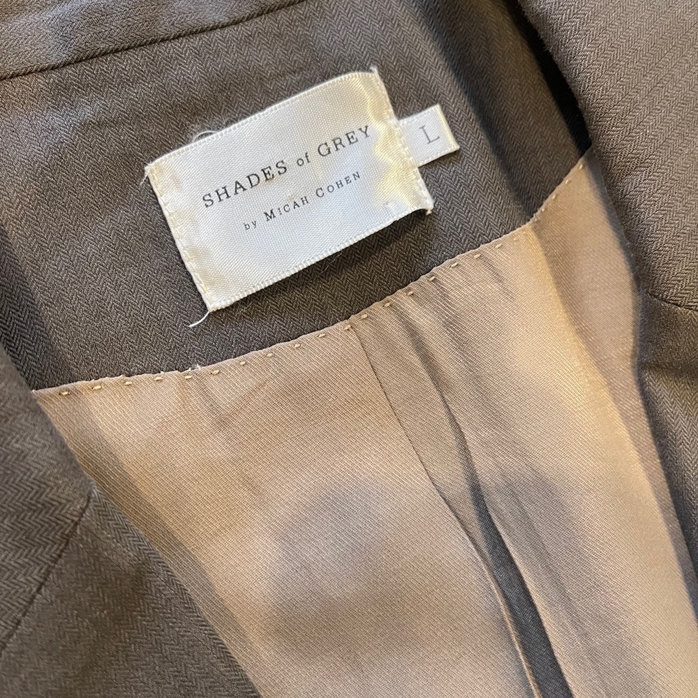 Designer Blazer - Picture 2 of 3